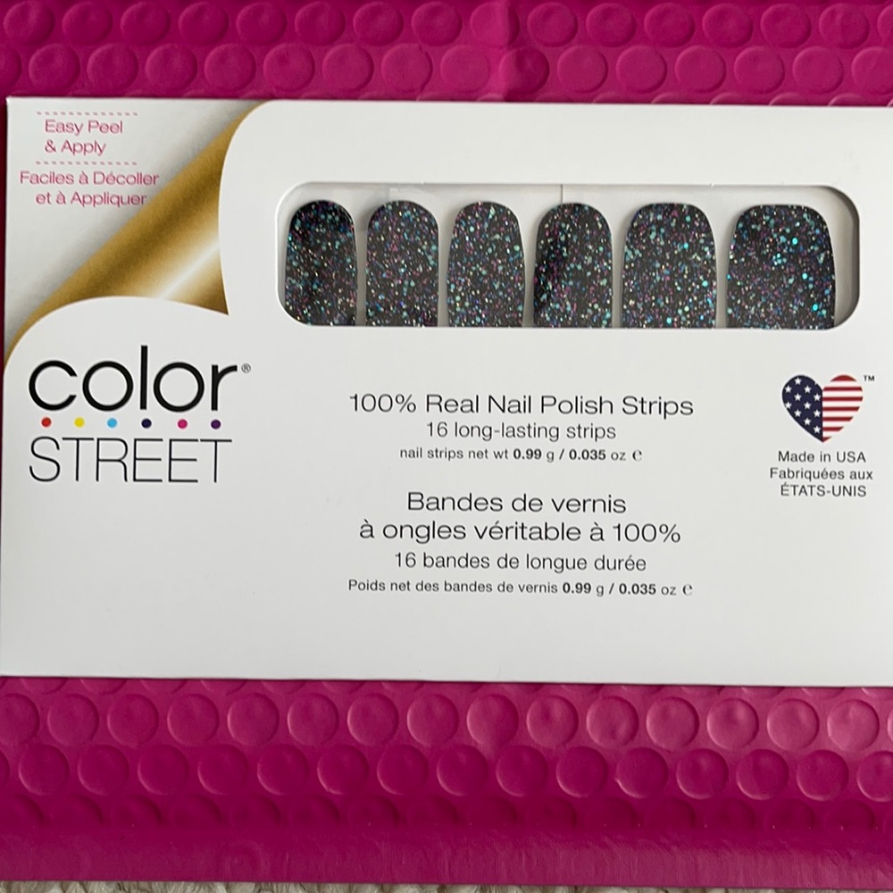 Holidaze color street nails